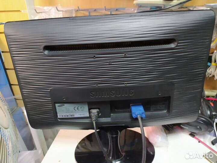 Монитор Samsung SyncMaster B2230N, 1920x1080 75 Гц