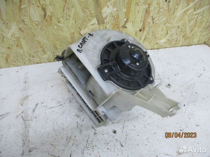 Моторчик печки Мицубиси Паджеро Спорт 1. (2005г)