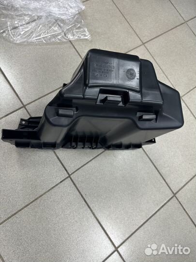 Задний бардачок Can Am G2 708300674