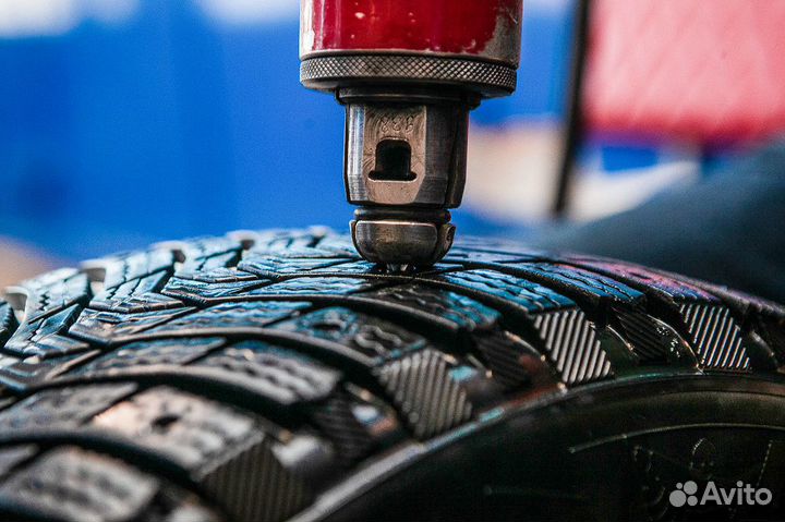 Шиповальный пистолет, для шиповки шин