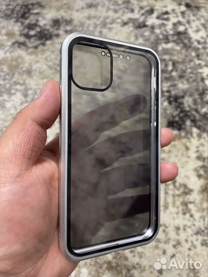 Бампер на iPhone 11
