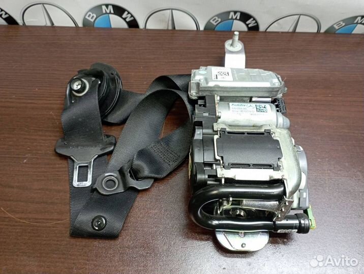 Передний правый ремень безопасности Mercedes W212