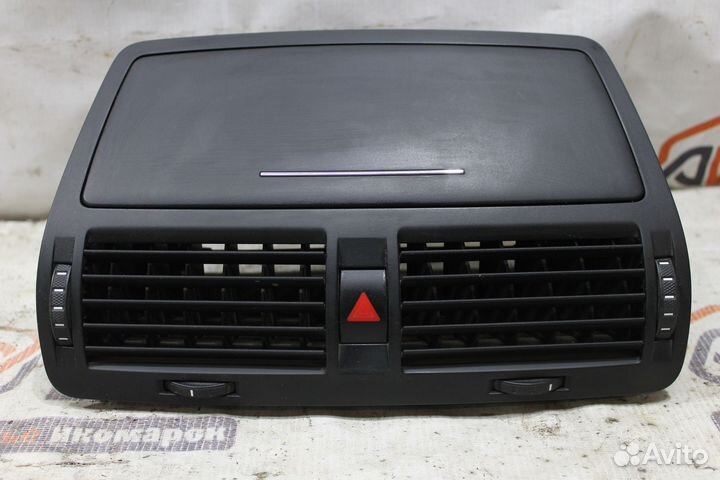 Skoda Octavia A5 верхний бардачок в сборе