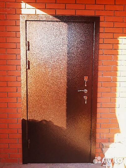 Входная дверь
