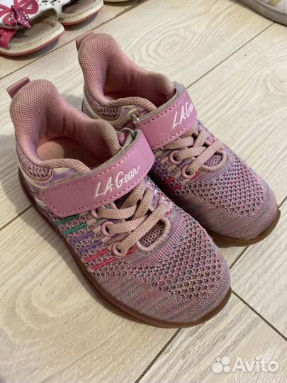 Обувь на девочку