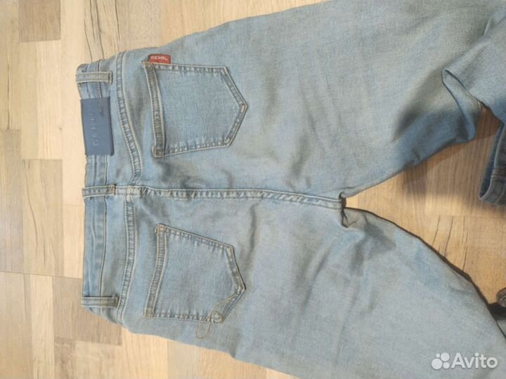 Джинсы женские светлые