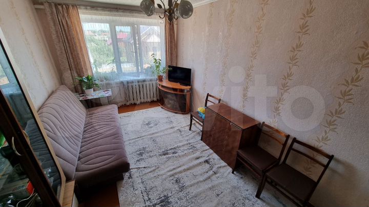 2-к. квартира, 47 м², 3/3 эт.
