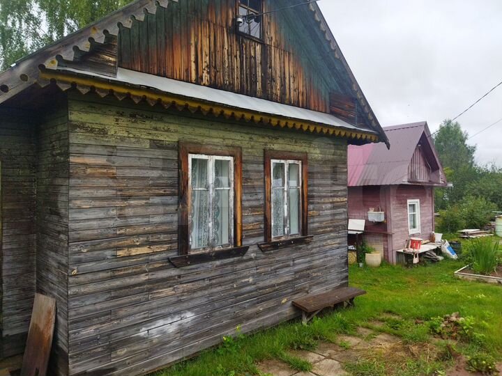 Дача 20 м² на участке 6 сот.