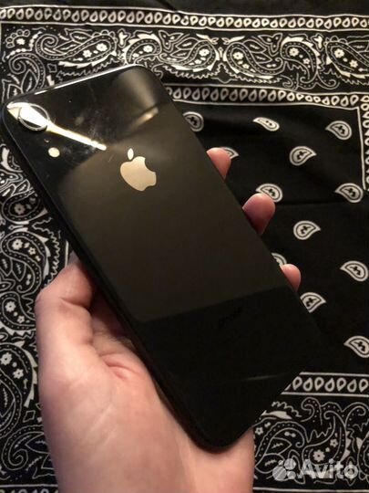 iPhone Xr, 64 ГБ