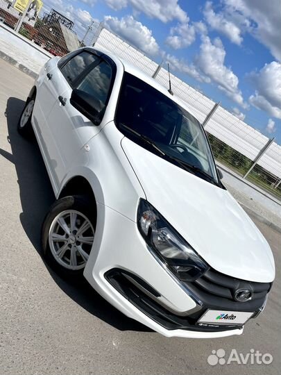 LADA Granta 1.6 МТ, 2020, 15 000 км