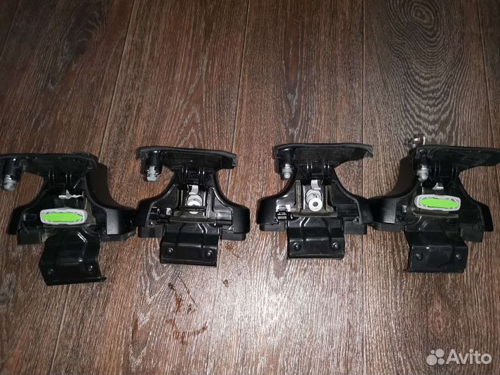 Продам упоры thule 754