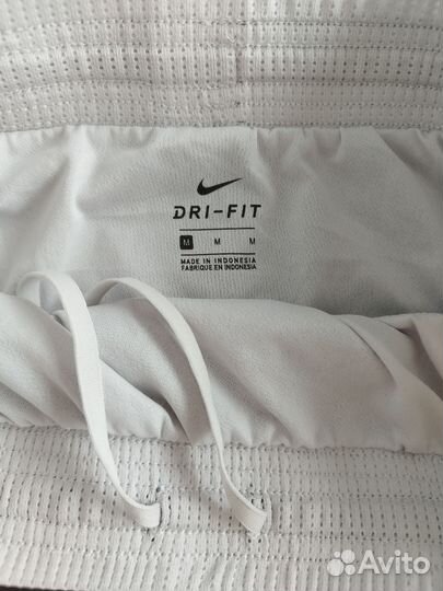 Легкие шорты Nike DRI FIT оригинал 44 46