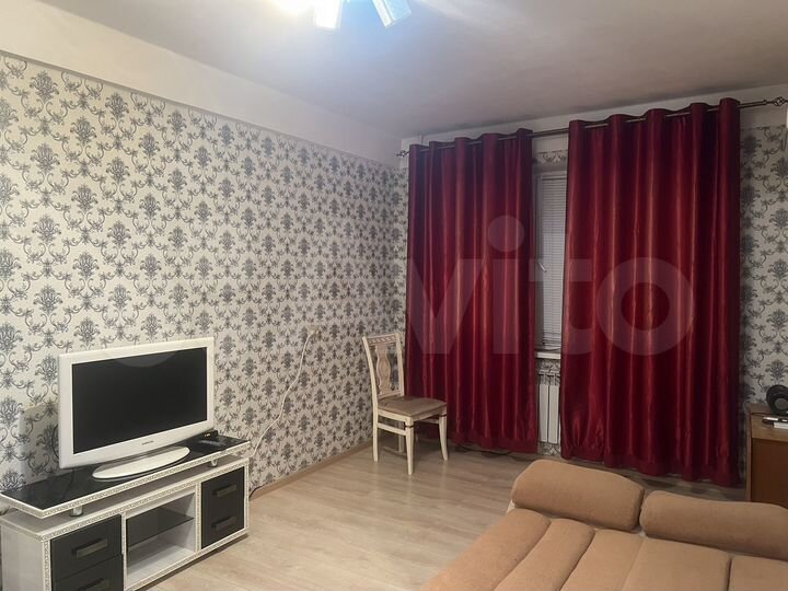 1-к. квартира, 50 м², 1/9 эт.