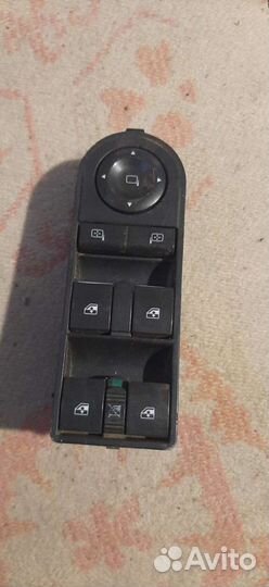 Опель астра Н кнопки стеклоподъемников