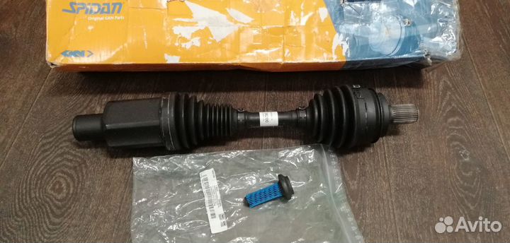 Новый приводной made in Germany Mercedes W204