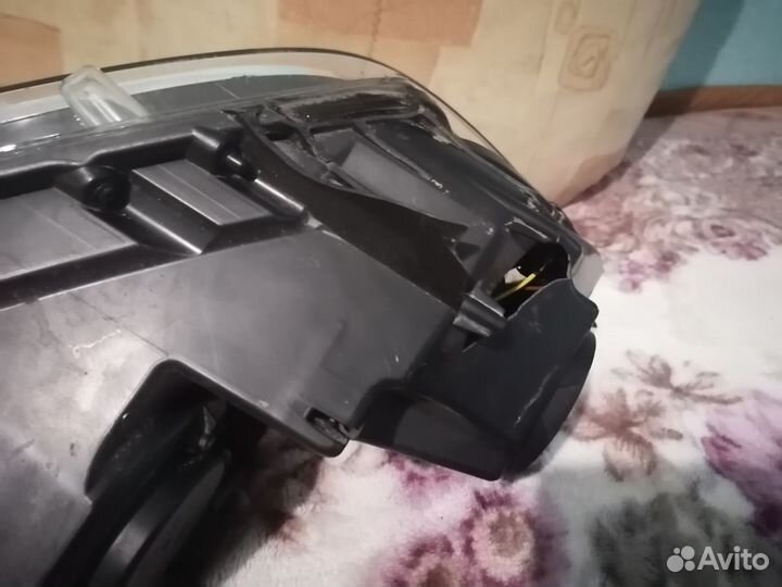 Фара передняя левая на renault logan 2