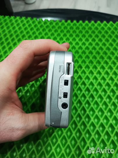 Кассетный плеер Aiwa RX208