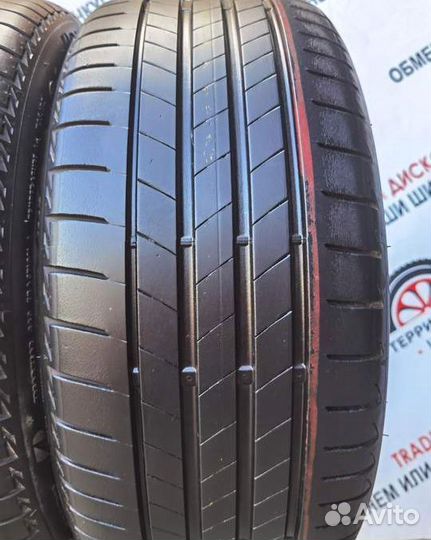 Bridgestone Turanza T005 225/40 R18 92Y