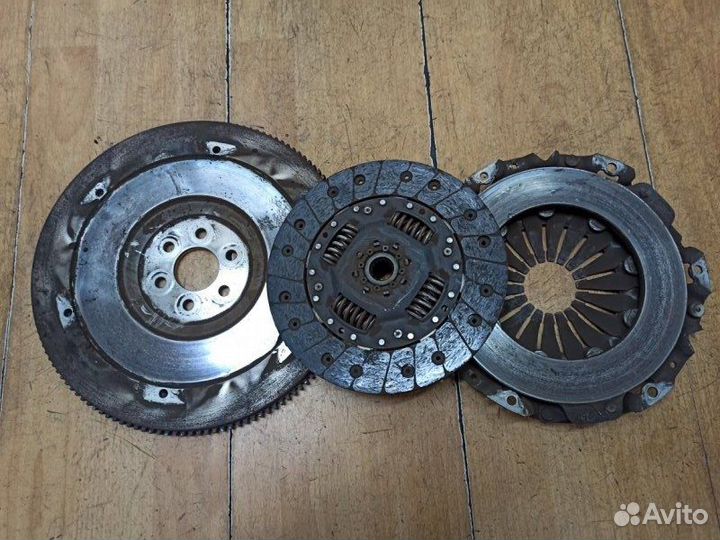 Комплект сцепления Opel Corsa D Z12XEP 2007