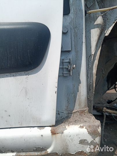 Дверь передняя правая Peugeot Partner M59 TU3A KFW