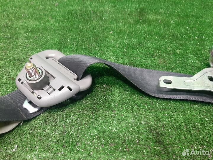 Ремень безопасности передний левый Subaru Foreste