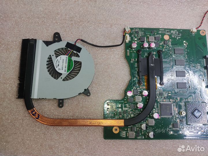 Asus X501U – запчасти, разбор