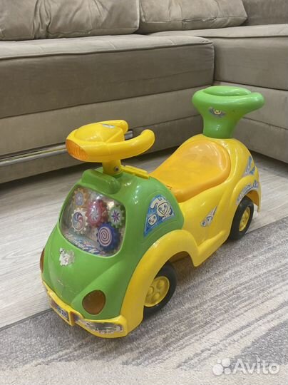 Машинка каталка толокар