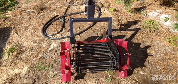 Продам картофелекопалку