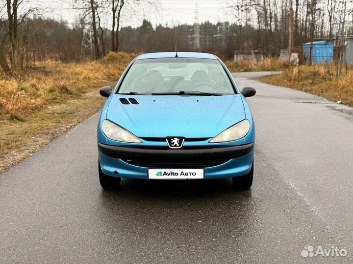 Peugeot 206 1.1 МТ, 2000, 237 194 км