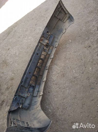 Бампер на Ауди 100 с4 45 кузов