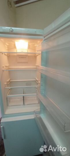 Холодильник indesit NO frost