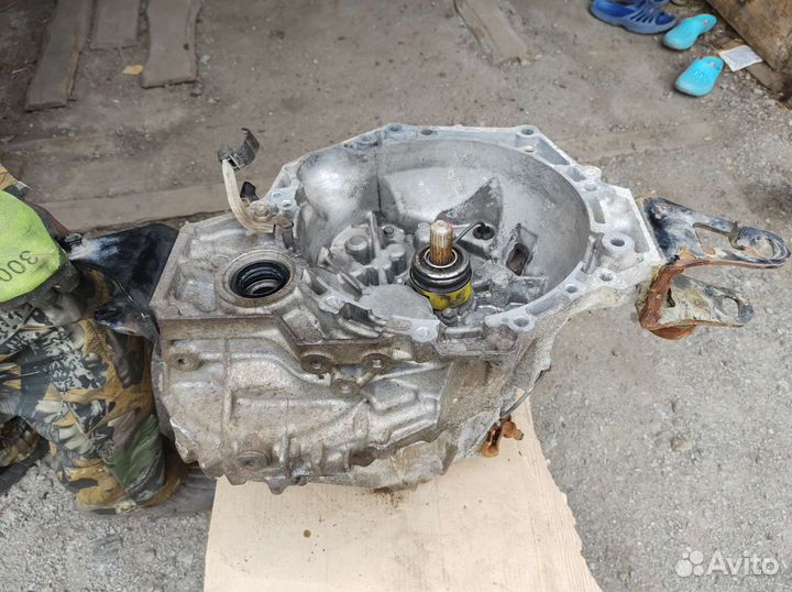Продам МКПП Toyota Corolla E150 1NR-FE
