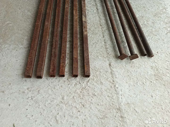 Ножки для мангала, уголок, столб для забора