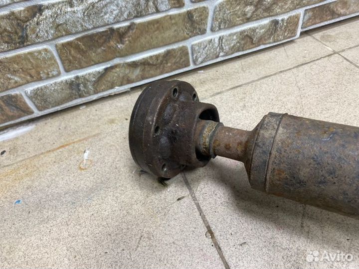 Карданный вал Audi A5 8T 2010