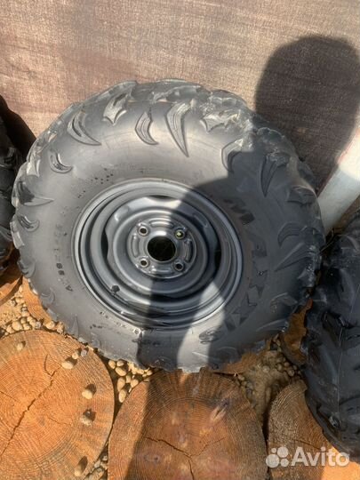 Продам резину с дисками на квадроцикл