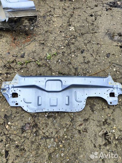 Ford fiesta mk5 панель задняя