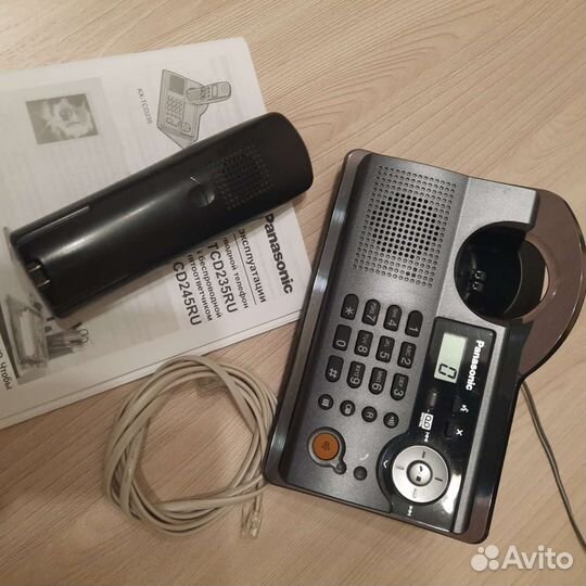 Стационарный телефон с автоответчиком Panasonic