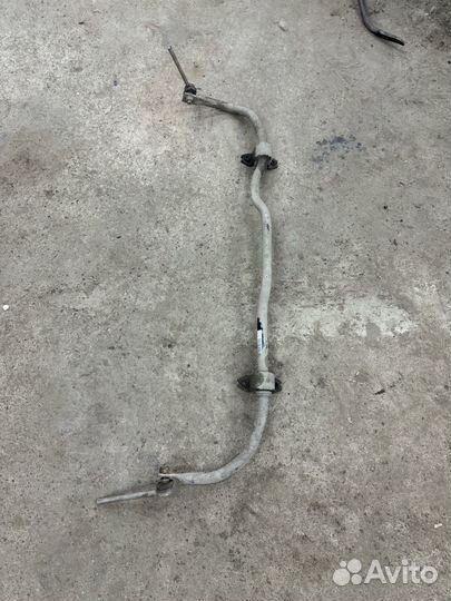 Стабилизатор передний Пассат Тигуан