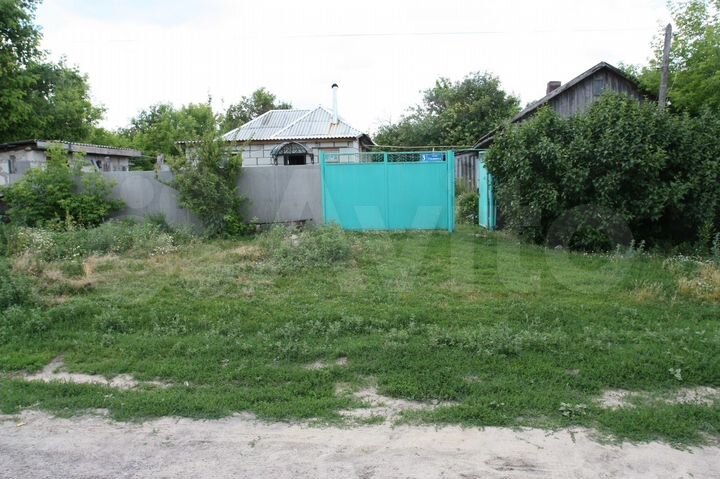 Дом 35 м² на участке 32 сот.