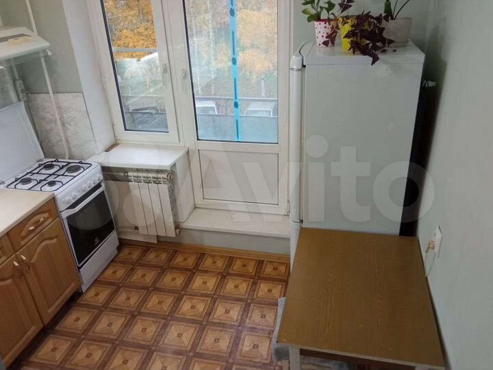 2-к. квартира, 50 м², 2/5 эт.