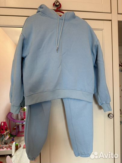 Спортивный костюм женский