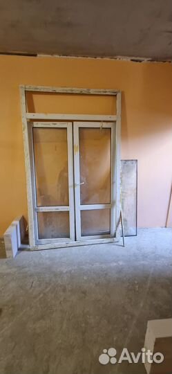 Продаю металлопластиковые двери