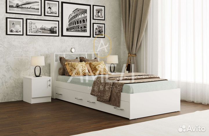 Кровать двуспальная с ящиками