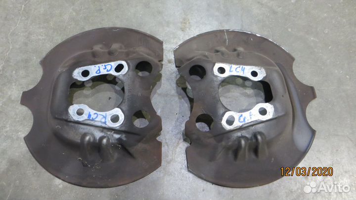 Пыльник тормозного диска Citroen Grand C4 Picasso