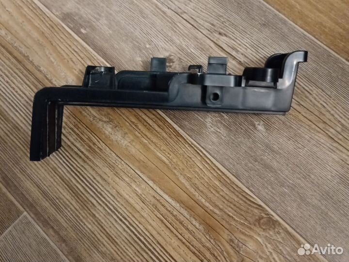 Заглушка фильтра салона