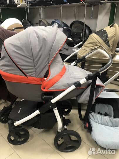 Коляска Tutis Zippy 3в1 на гарантии