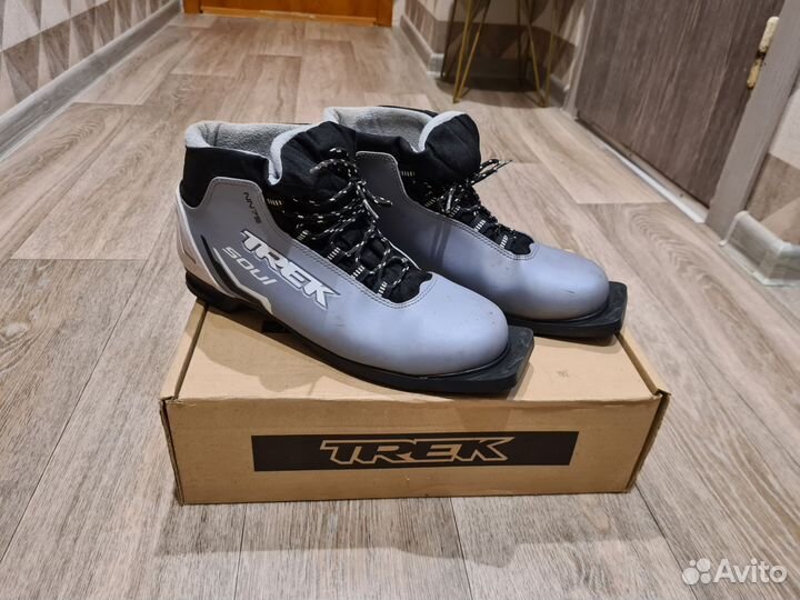 Лыжные ботинки trek