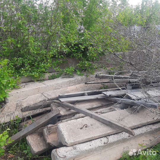 Бордюр тротуарный бу