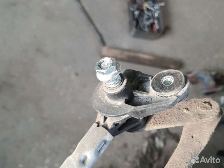 Трапеция дворников daewoo gentra