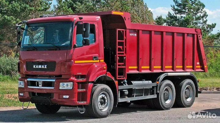 Водитель на самосвал